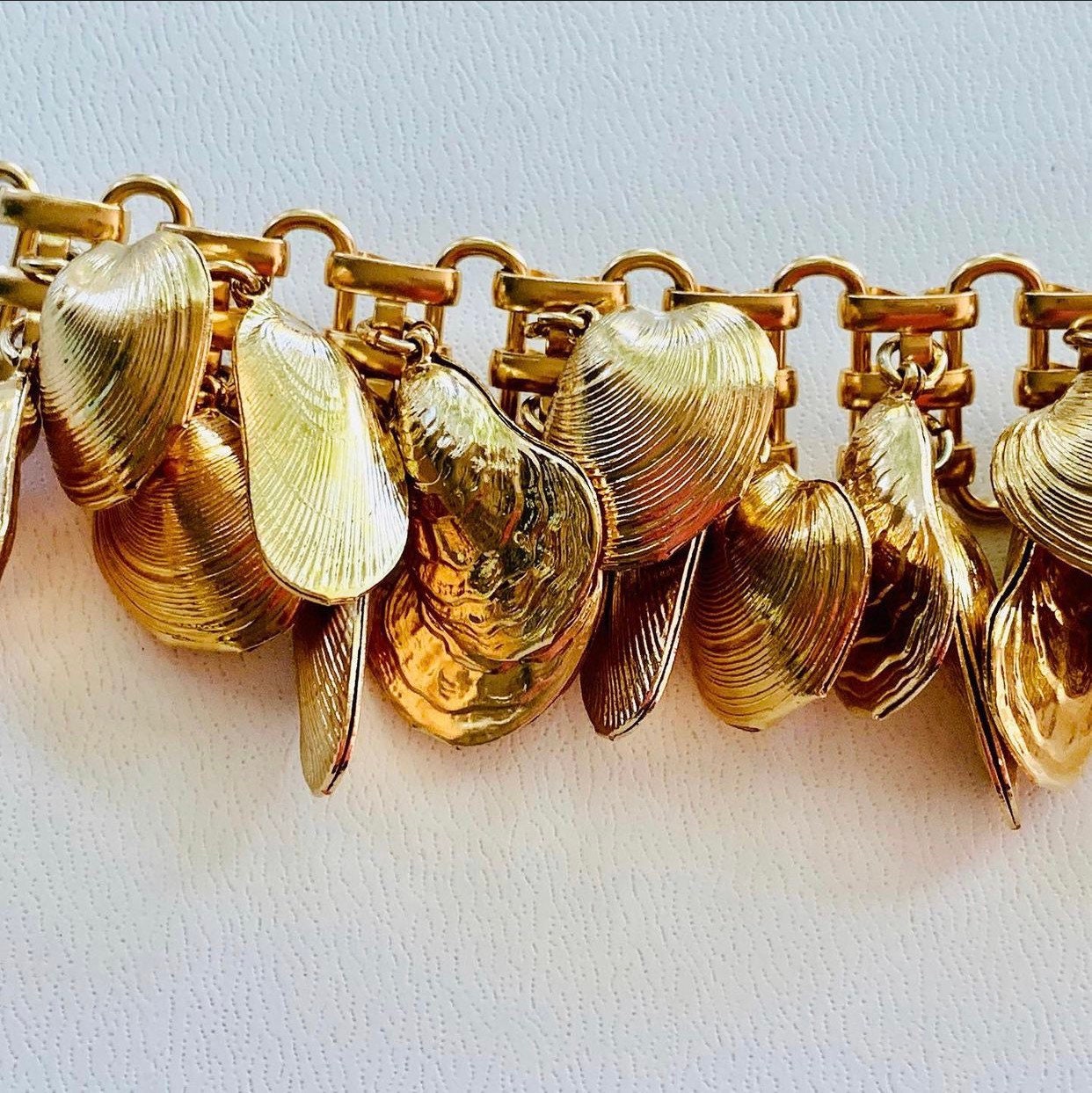Vintage Napier Seashell Charm Bracelet| Gold CHARM Bracelet