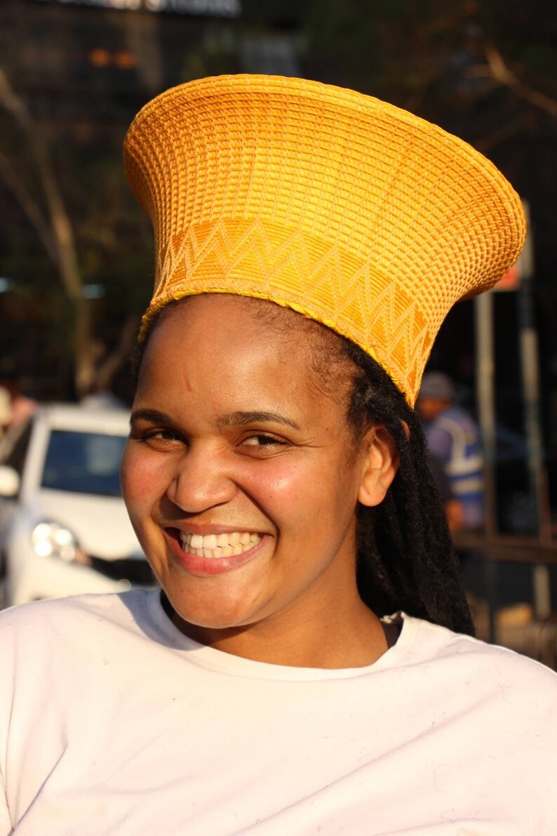 Medium zulu hat /Isicholo / zulu basket hat / zulu hat/African Etsy