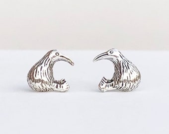 925 Sterling silver Kiwi stud earrings, kiwi bird earrings, kiwi studs, silver kiwi, bird stud earrings, bird earrings, animal stud, NZ bird