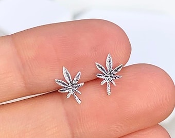 925 Sterling Silver Marijuana Leaf Stud Earrings, Oxidized Detail