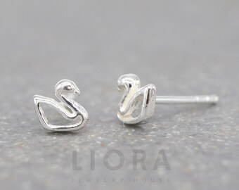 925 Sterling Silver Swan Stud Earrings, 5 mm wide, Tiny Swan Earrings, Swan Earrings, Swan Gift, Animal Earrings