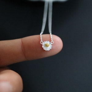 925 Sterling Silver Daisy Necklace, Daisy Choker, Daisy Chain, Flower Necklace, Small Flower Necklace, Daisy Gift, Gift for Her
