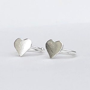 925 Sterling silver heart ear cuff, heart ear cuff, heart wire ear cuff, simple ear cuff, non pierced cuff, silver ear cuff, ear wrap, heart