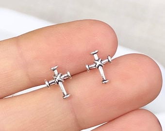 KONFEN Orecchini Croce Argento, Orecchini Croce Piccolo per Donna Uomo, Cross Earrings Orecchino Piccoli Orrichine Piccolo Nichel Free Anallergici Gioielli Regali per Donne Ragazze Uomini