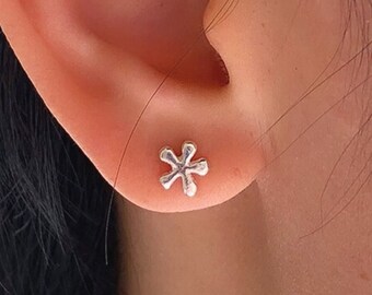 925 Sterling silver solid flower stud earrings, high polish finished silver flower earrings, flower earring, Jasmin earrings, thick flower