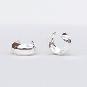8 mm thick ear cuff, thick hoop ear cuff, hoop ear wrap, small ear cuff, silver ear cuff, cartilage ear cuff, non piercing, chunky ear cuff