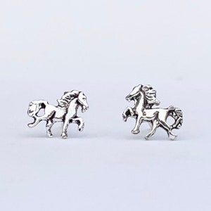 925 Sterling Silber Pferd Ohrstecker, Pferd Ohrringe, Silber Pferd Ohrringe, Pferd Liebhaber Geschenk, Tier Ohrringe, Pferd Geschenke, Kind Ohrringe