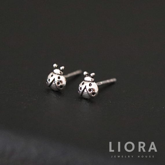925スターリングシルバーのてんとう虫スタッドピアス、てんとう虫 