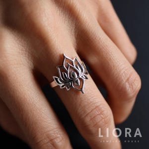 925 Sterling Silver Lotus Ring, Flower Ring, Silver Lotus Ring, Botanical Ring, Stackable Minimalist Ring, Gift for Her, Lotus Gift