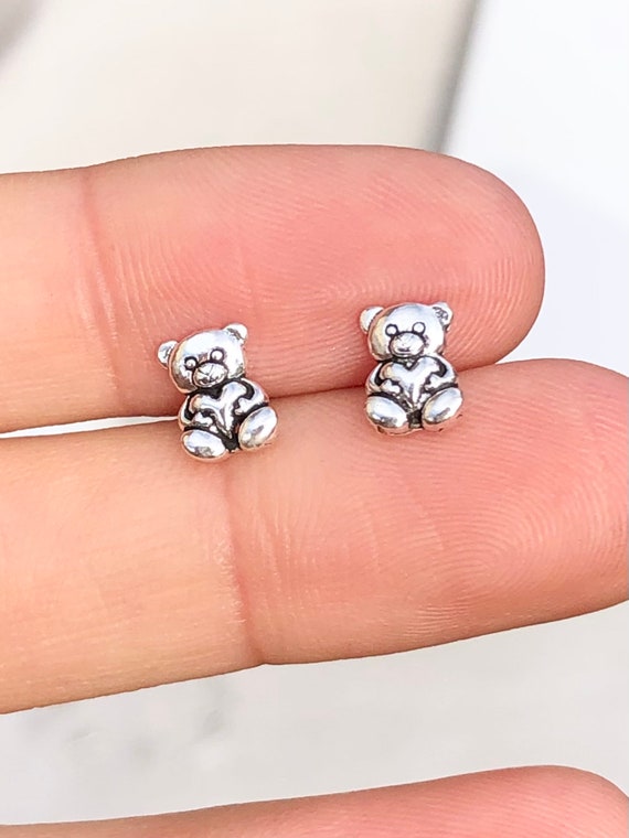 Teddy Earrings in Silver Teddy Earrings in Silver