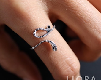 925 Sterling Silver Snake Wrap Ring, Snake Ring, serpent ring, Stackable Ring, Boho Ring, Animal Ring, Snake Lover Gift