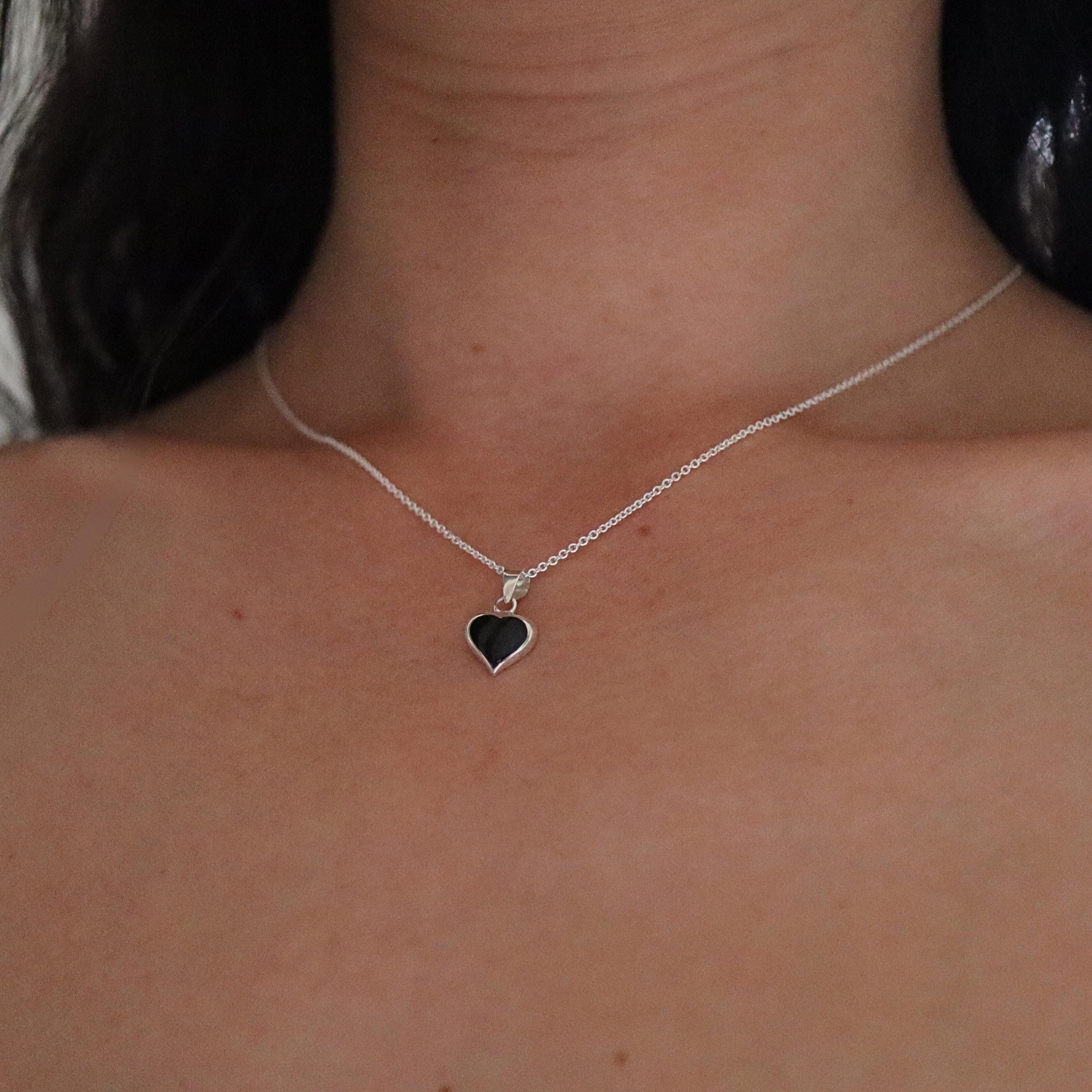 【Hei】vintage onyx heart necklace★送料・関税込 $_12.JPG?set_id=880000500F