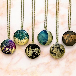 Collar con foto y medallón personalizado, collar con mapa del mundo, constelación, luna, árboles y montañas, el mejor regalo, amuleto de marco de foto de recuerdo