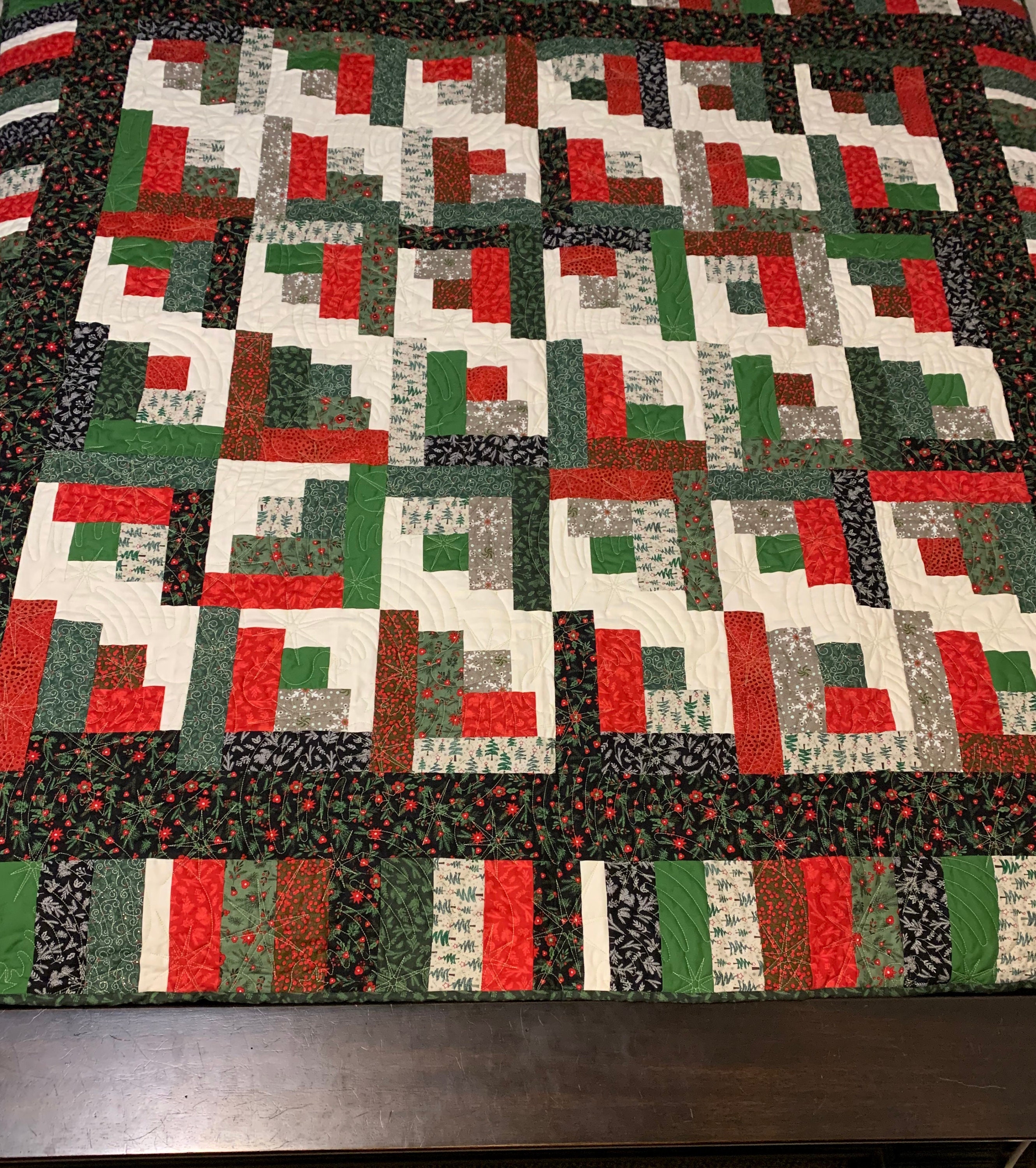 Log Cabin Christmas Quilt Christmas Quilt Red Green and Etsy