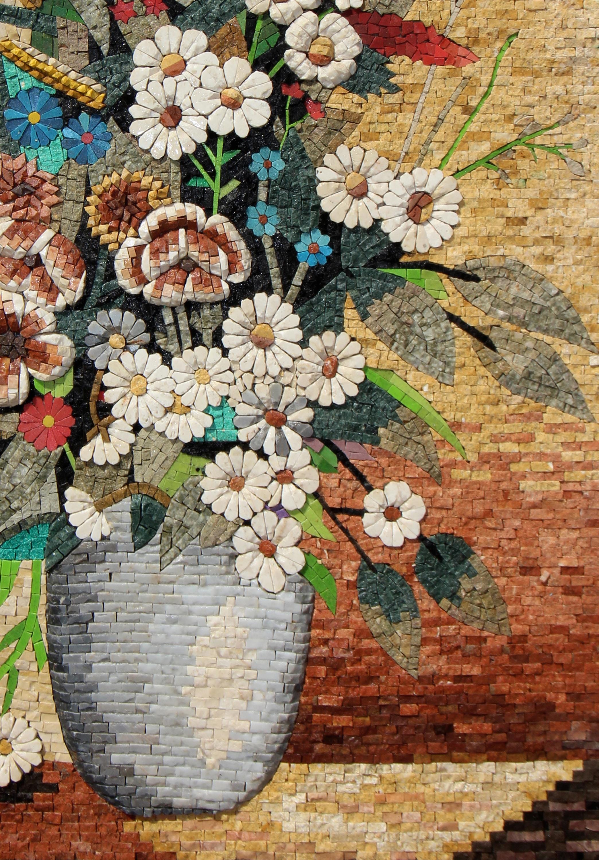 手作りの花柄モザイクタイルアート：大理石の花瓶のバックスプラッシュ