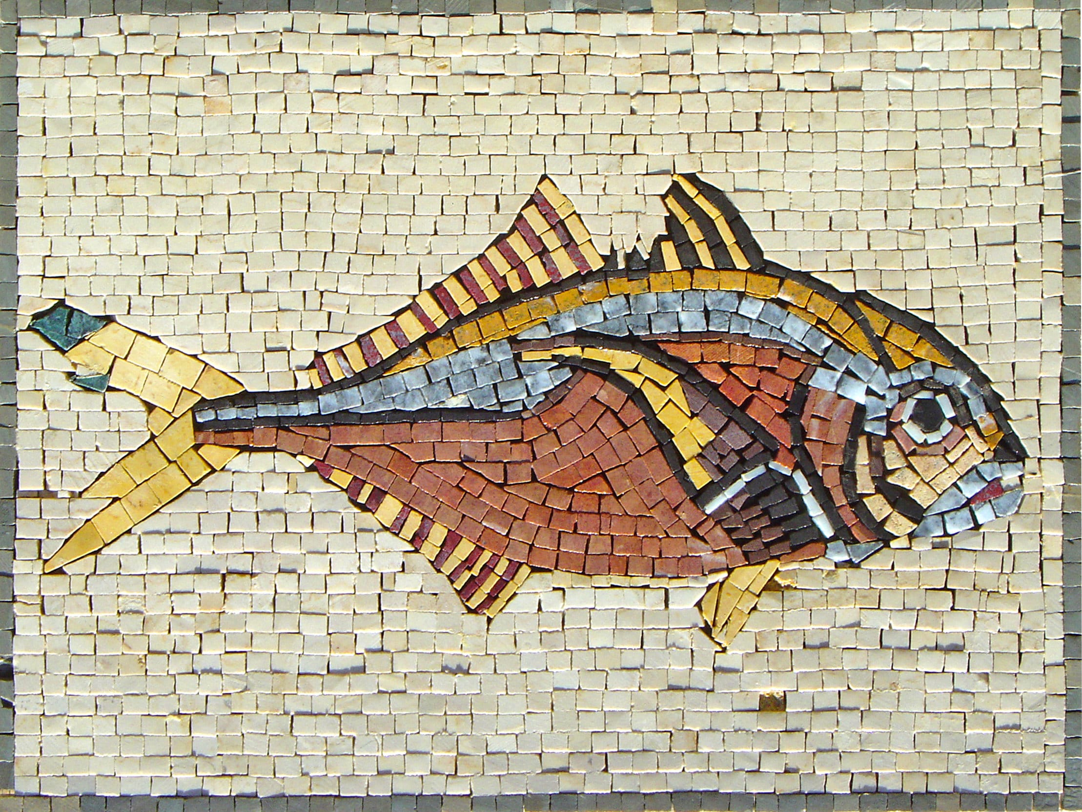 手作りの魚のモザイクタイルアート：石と大理石のバックスプラッシュ