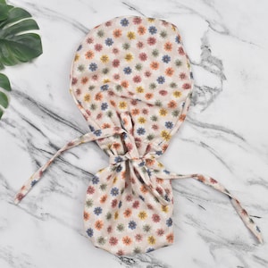 Floral ponytail scrub cap, Summer scrub cap with ponytail holder, Satin Lined Satin Lined