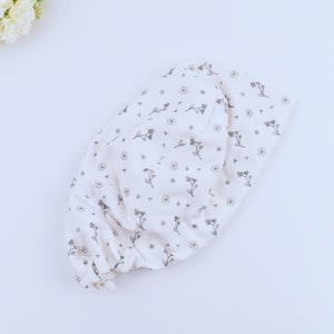 Flowers Euro Scrub Cap for Women, Floral Euro Scrub Cap. Surgical cap Satin Lined Option. Satin lined scrub cap.