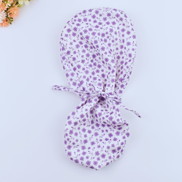 Gebloemde paardenstaart scrubmuts, zomerscrubmuts met paardenstaarthouder, operatiemuts met paardenstaart, scrubmutsen voor vrouwen, satijnen gevoerde scrubmuts