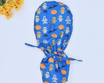 Grauen Pferdeschwanz Halloween Scrubberkappe, Halloween Euro Scrubberkappe, Gruseliges Gespenst Chirurgenkappe, Pferdeschwanz Halloween Scrubberkappe, Candy Scrubberkappen, Halloween Hut