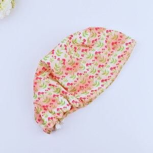 Flowers Euro Scrub Cap for Women, Floral Euro Scrub Cap. Surgical cap Satin Lined Option. Satin lined scrub cap.