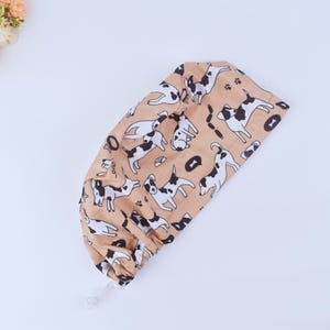 Schrobmuts Jack Russell Terrier hond Euro Style, scrubmuts honden paardenstaart, scrubmuts met paardenstaarthouder, satijngevoerde optie, 3STYLE-scrubmuts