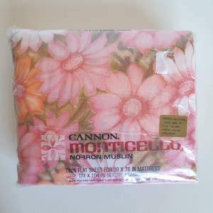 70s NOS Vintage Pink Floral Sheet Set - Flat Fitted Pillowcases
