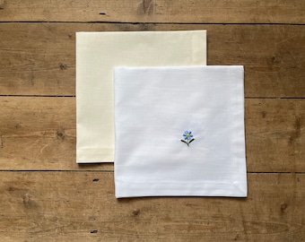 Forget-me-not cotton napkins, Forget-me-not embroidered napkins, Spring table wear, Gift idea, Embroidered table napkins