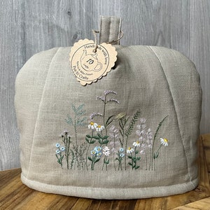 Tea cosy, Embroidered meadow flowers tea cozy, Large Tea cosy, New home gift idea, Large Teapot warmer, Christmas gift idea image 5
