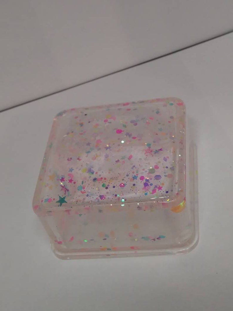 Resin trinket box