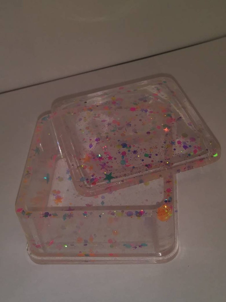 Resin trinket box