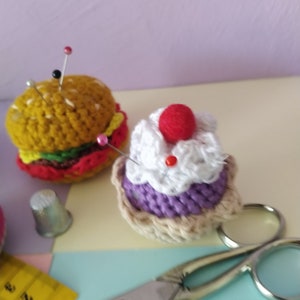 Nadelkissen Fake Food, Nadelkissen Lebensmittel, Pin Cushion, Nadelkissen in Lebensmittelform, Lebensmittel Miniaturen Bild 4