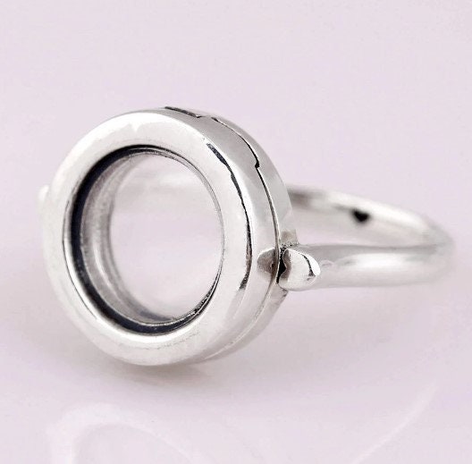 Locket cheap ring pandora