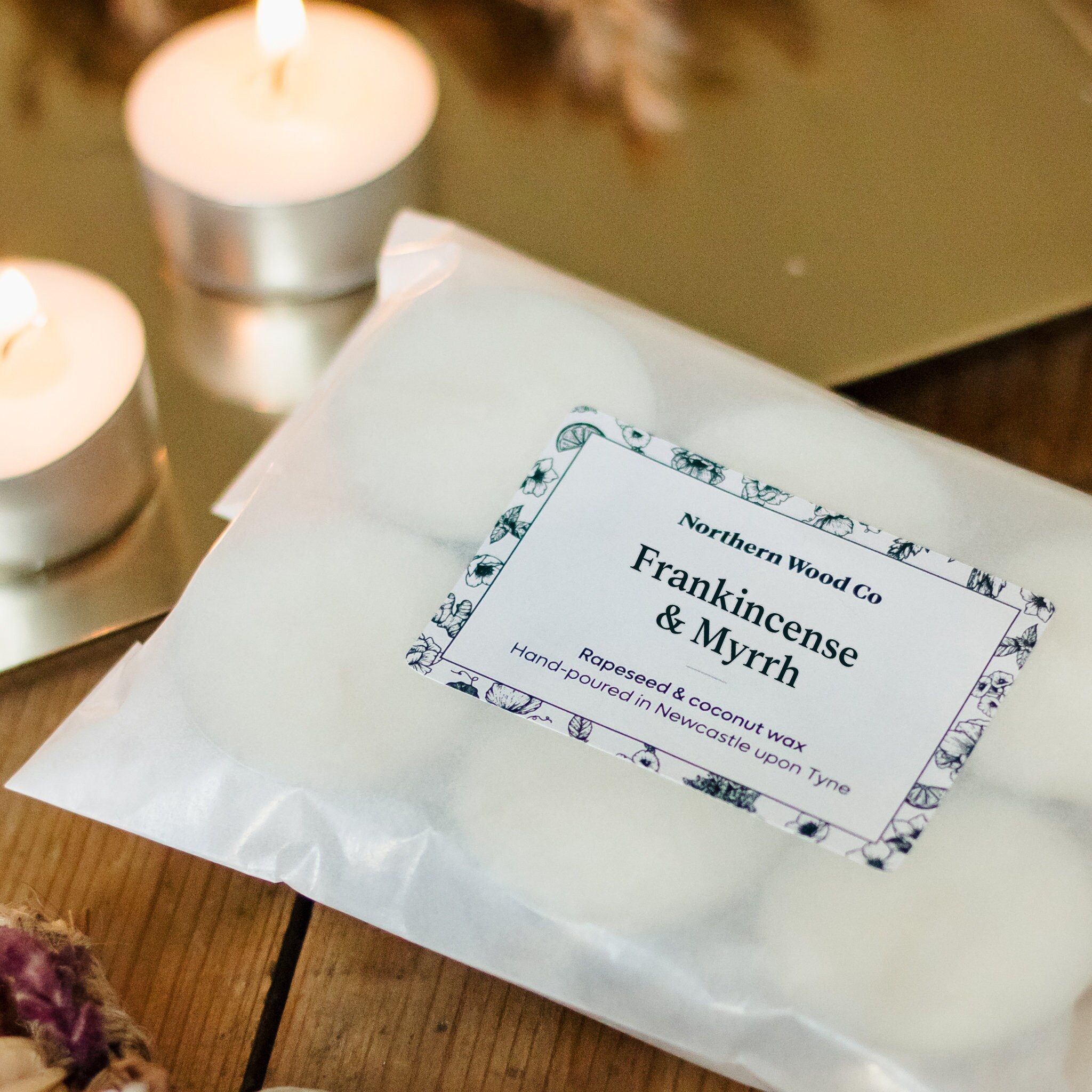 Frankincense & Myrrh Candle / Soy Wax Candle / Festive Candle / Christmas  Home Decor / Gift for Her / Stocking Filler / Gift for Home 