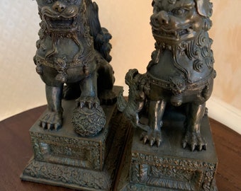 Oriental Dog Patterned Figuerine