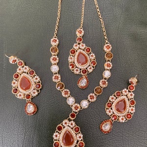 Staliji Four Piece Heavy Orangey Brown Drop Glass Stones Set