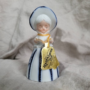 Vintage Christmas Bell Caroler Royal Majestic bell Jasco 1980 Blue and white with tag
