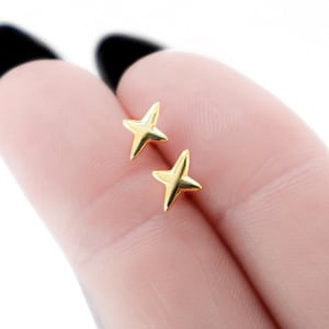 Minimal Star Stud Earrings Gold, Small Star Studs 14K Gold plated 925 Silver, Dainty Stud Earrings, Celestial Gothic Jewelry Gift for her