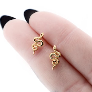 Orecchini a forma di serpente in oro, orecchini a forma di serpente fantastici in argento 925 placcato oro 14k, orecchini a forma di serpente delicati, orecchini a forma di serpente, regalo di gioielli gotici per lei