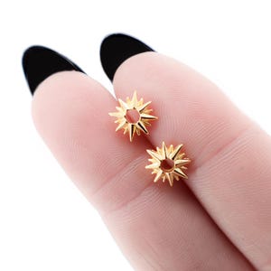 Orecchini Sole Oro, Piccoli Orecchini Sole Argento 925 Placcato 14K, Delicati Orecchini a Bottone Art Déco, Orecchini Boho Sole Luna, Gioielli Estivi Regalo per Lei