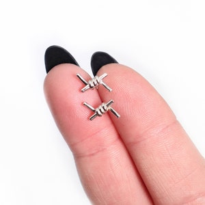 Barbed Wire Earrings Silver 925, Tiny Studs Barbwire, Dainty Earrings Studs, Cartilage Earring Gothic Jewelry