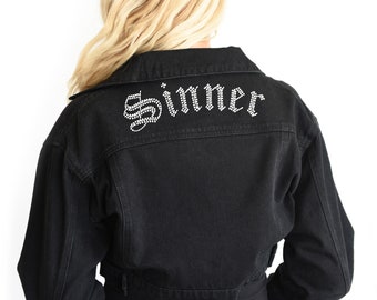 Crop Jeansjacke Strass Sinner | Schwarze Jeansjacke | Boho Jacke | Jeans Jacke Strass Applikation, Übergangsjacke Damen, Gothic Kleidung