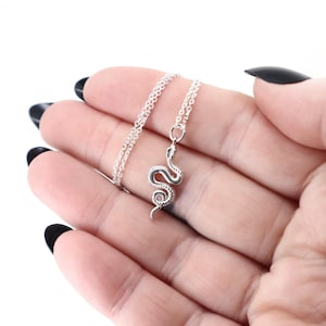 Prachtige slangenketting van 925 zilver, slangenketting, glanzende slangenhanger, slangensieraad, gotisch sieraad, cadeau voor haar