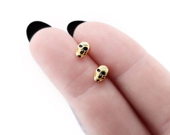 Skull Stud Earrings Gold, Tiny Skull Studs 14K Gold Plated 925 Silver, Dainty Stud Earrings, Skull Earrings, Gothic Jewelry Gift for her