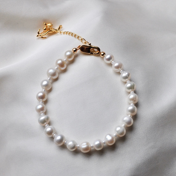 White Cultured Freshwater Pearl Bracelet Gold-filled Adjustable Length White Cultured Freshwater Pearl Bracelet Gold-filled Adjustable Length