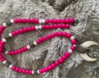 Beautiful Handmade Fuchsia beads necklace with Ivory Horn Pendant