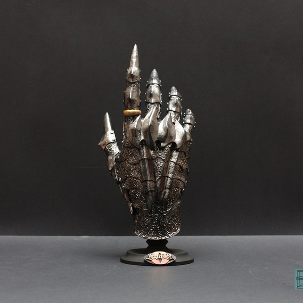 Hand of Sauron, hand of Sauron, gauntlet of sauron, glove