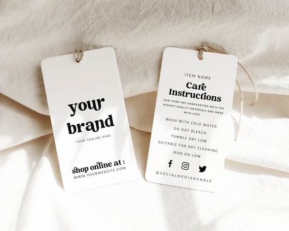 → Etiquetas de cartón colgantes y personalizadas para ropa
