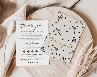 Könnte beinhalten: Zwei rechteckige Dankeskarten. Eine Karte ist weiß mit schwarzem Text Thank you for supporting my small business. Die zweite Karte ist beige mit einem schwarzen Punkt- und Schleifenmuster und dem goldenen Schriftzug Thank you.
