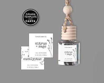 Puede incluir: Un frasco difusor de aceite de vidrio transparente con tapa de madera clara y cordón para colgar, con una etiqueta blanca con texto negro que dice citrus + sage, oil diffuser, 10ml. Se muestran dos etiquetas cuadradas adicionales.